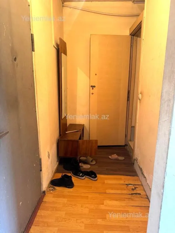 Satılır 1 otaqlı köhnə tikili 45 m²