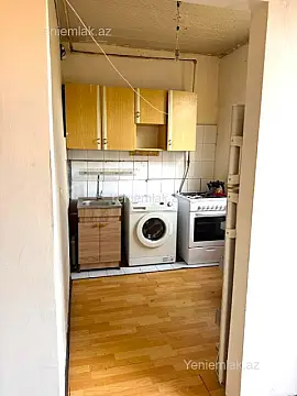 Satılır 1 otaqlı köhnə tikili 45 m²