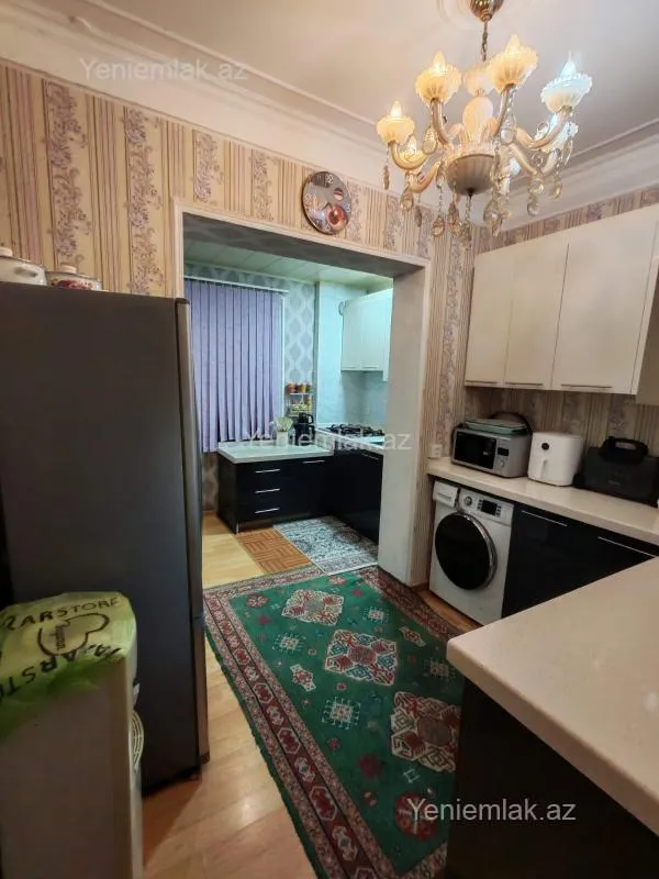 Kirayə verilir 3 otaqlı yeni tikili 80 m²