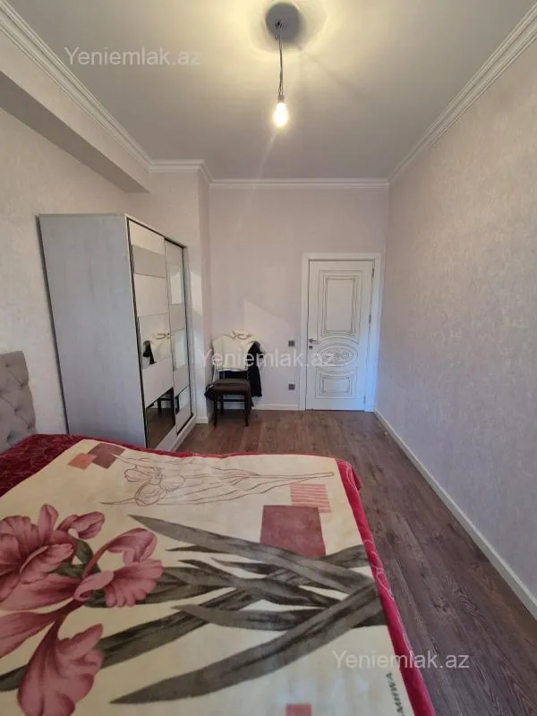 Satılır 3 otaqlı yeni tikili 90 m²