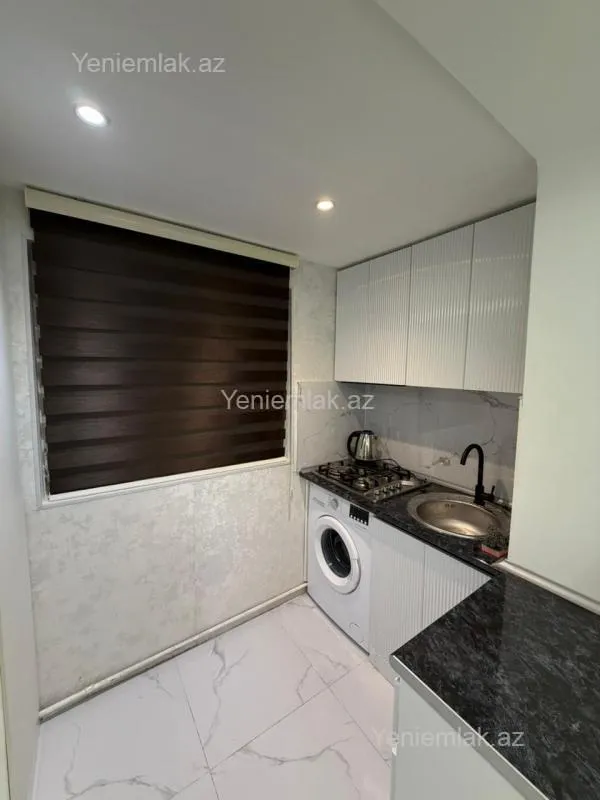 Satılır 2 otaqlı köhnə tikili 35 m²