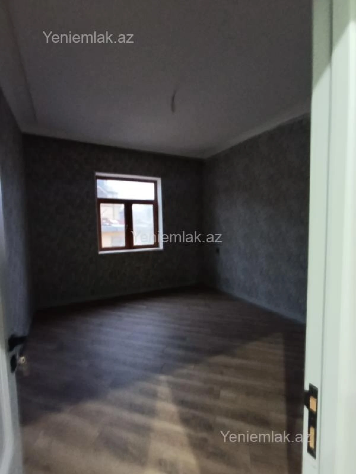 Satılır 6 otaqlı həyət evi 300 m²