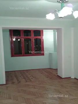 Satılır 3 otaqlı köhnə tikili 80 m²