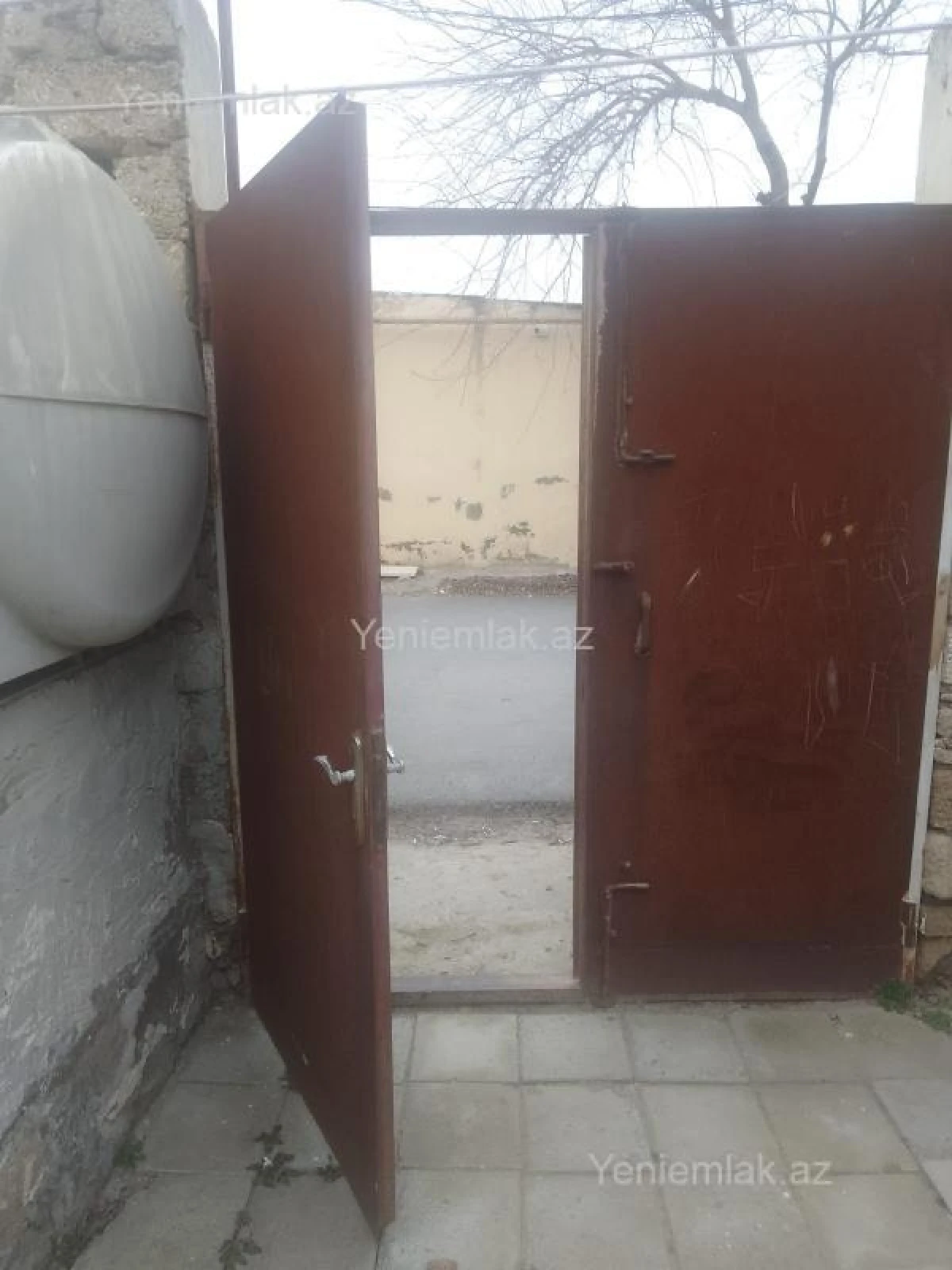 Satılır 2 otaqlı həyət evi 64 m²