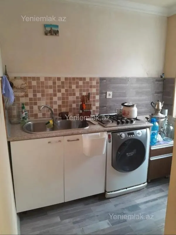 Satılır 2 otaqlı həyət evi 64 m²