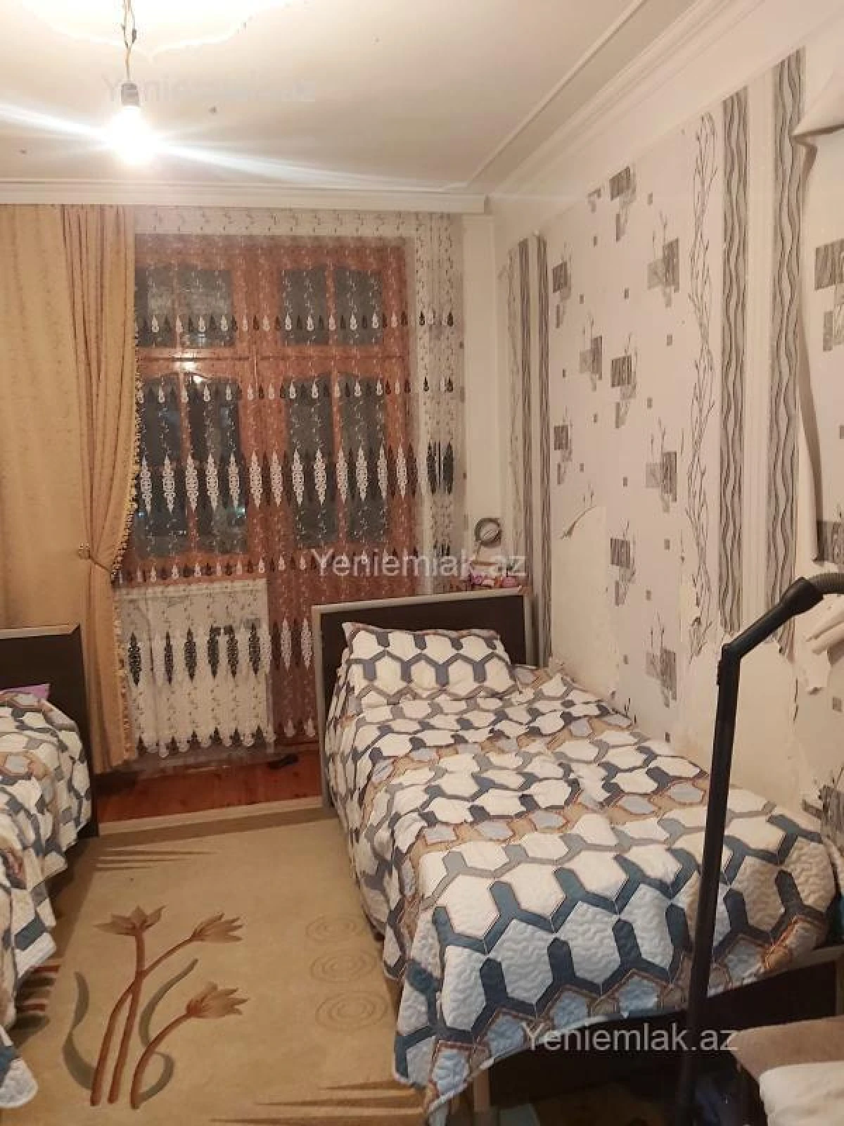 Satılır 3 otaqlı köhnə tikili 75 m²