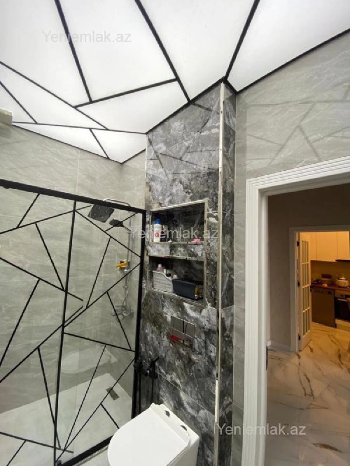 Satılır 2 otaqlı yeni tikili 75 m²