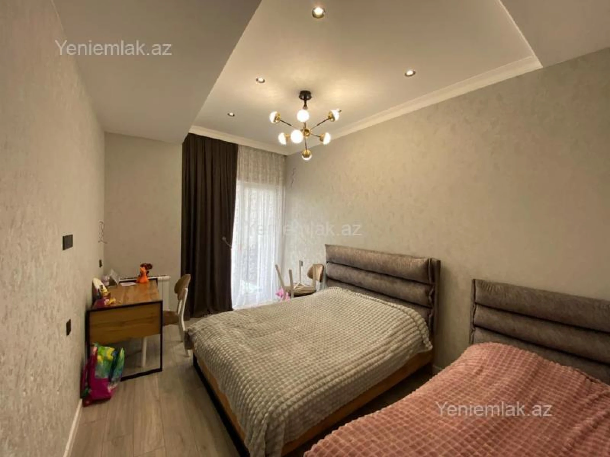 Satılır 2 otaqlı yeni tikili 75 m²