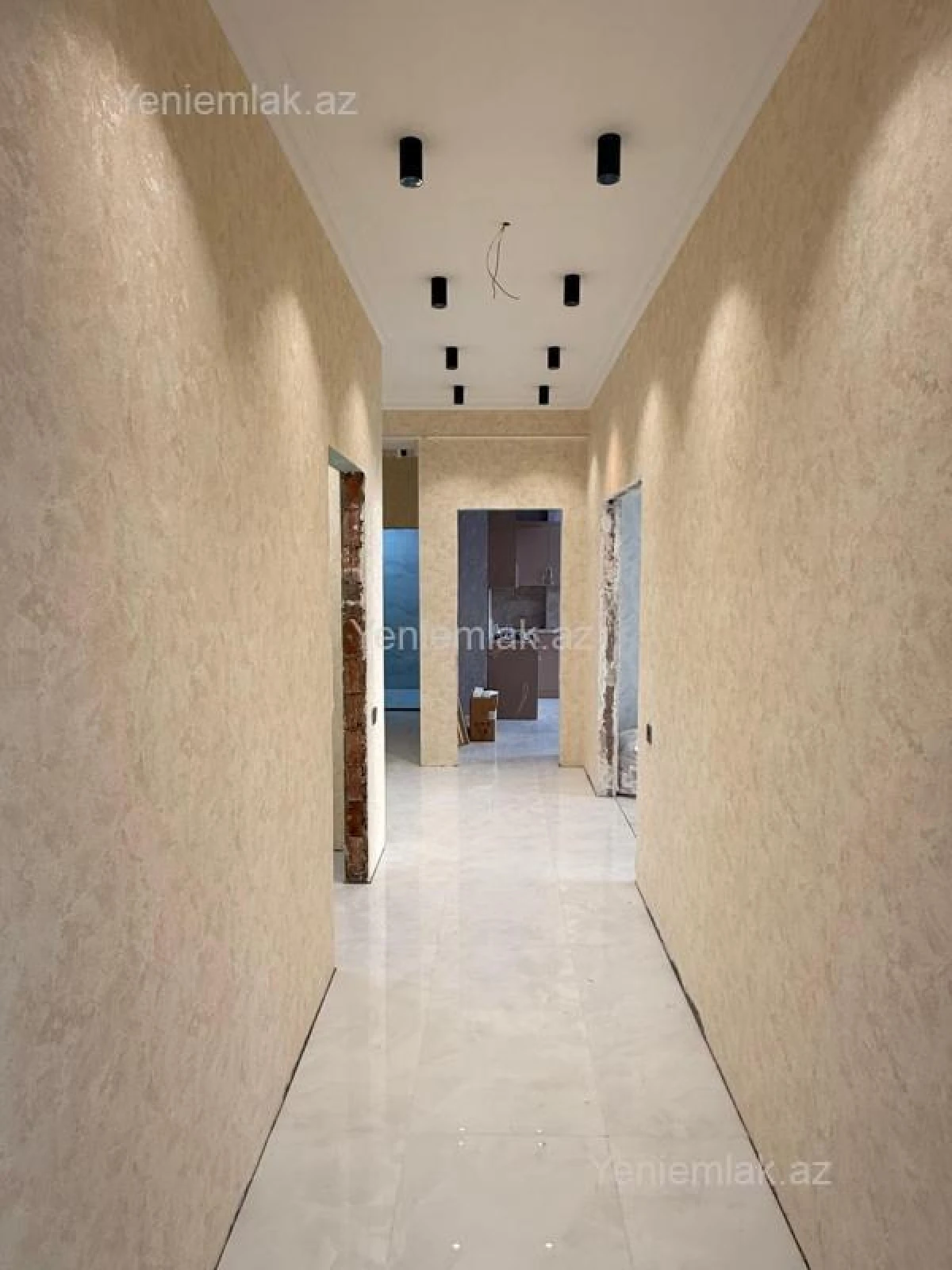 Satılır 3 otaqlı yeni tikili 175 m²