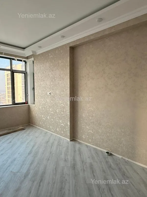 Satılır 3 otaqlı yeni tikili 175 m²