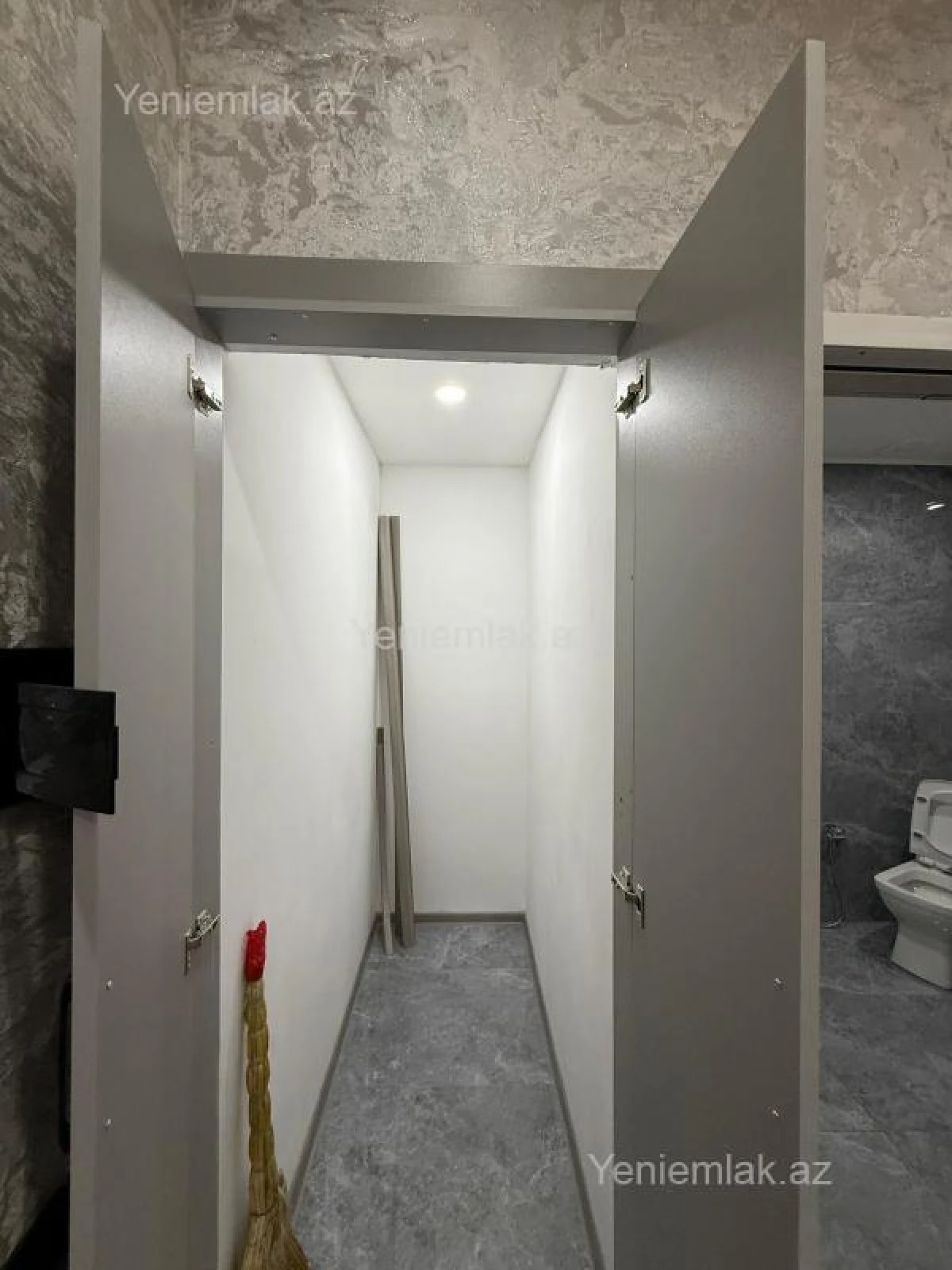 Satılır 3 otaqlı yeni tikili 72 m²