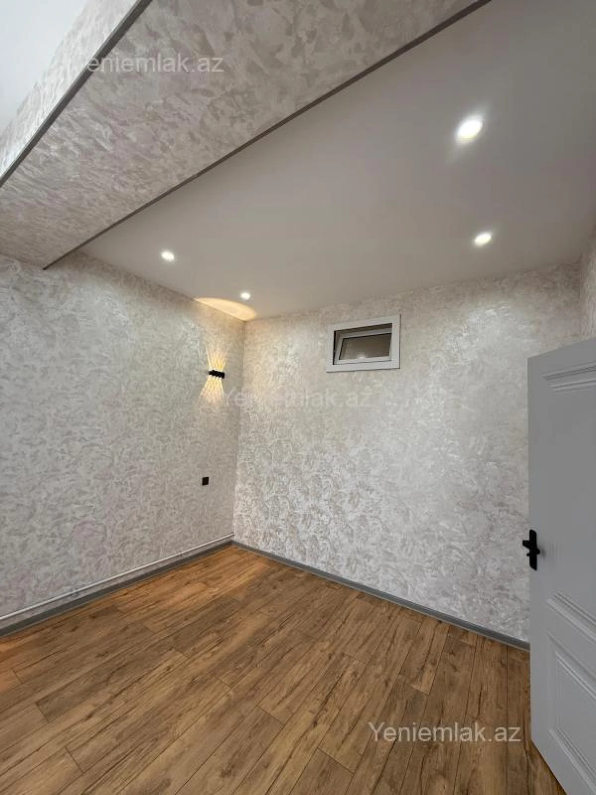 Satılır 3 otaqlı yeni tikili 72 m²