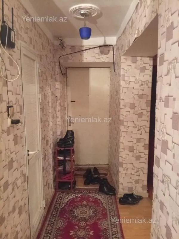 Satılır 3 otaqlı köhnə tikili 80 m²