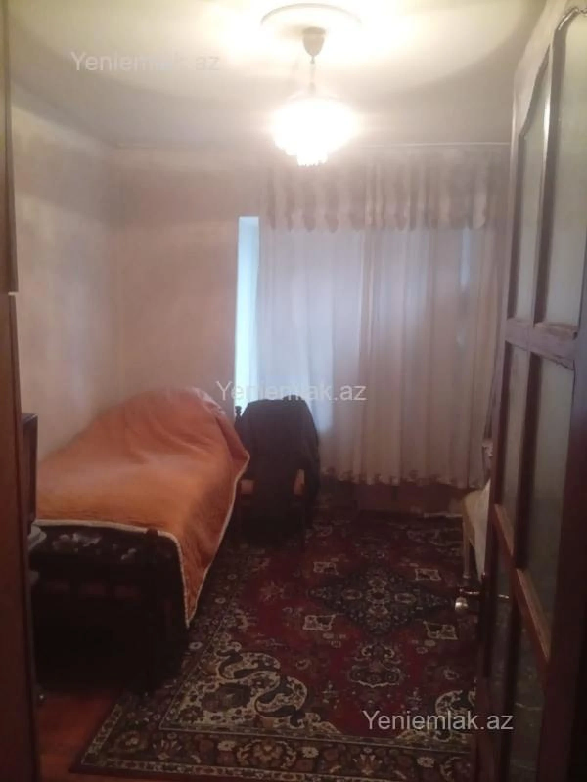 Satılır 3 otaqlı köhnə tikili 80 m²