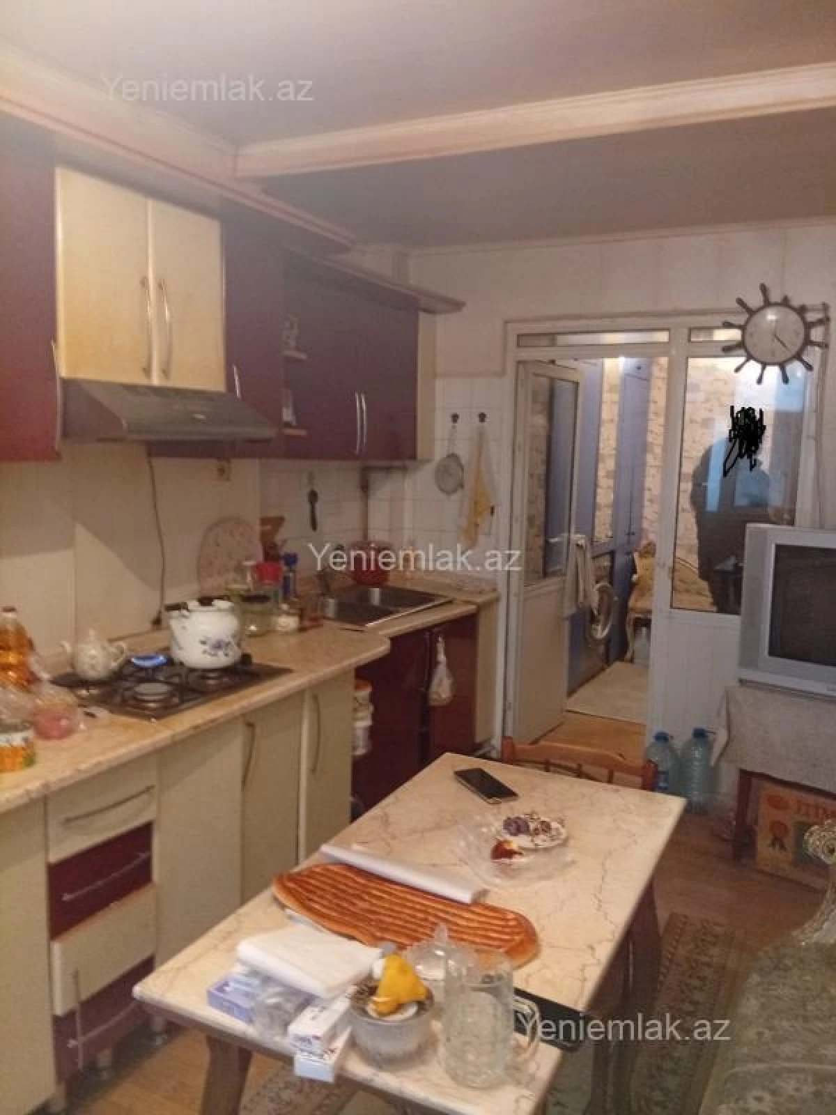 Satılır 3 otaqlı köhnə tikili 80 m²
