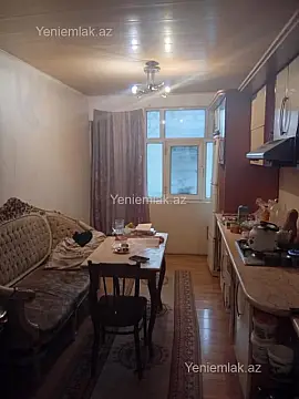 Satılır 3 otaqlı köhnə tikili 80 m²