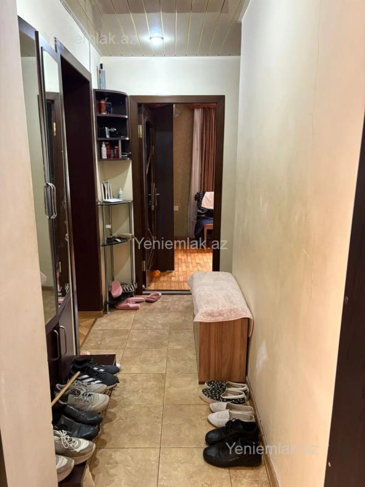 Satılır 3 otaqlı köhnə tikili 100 m²