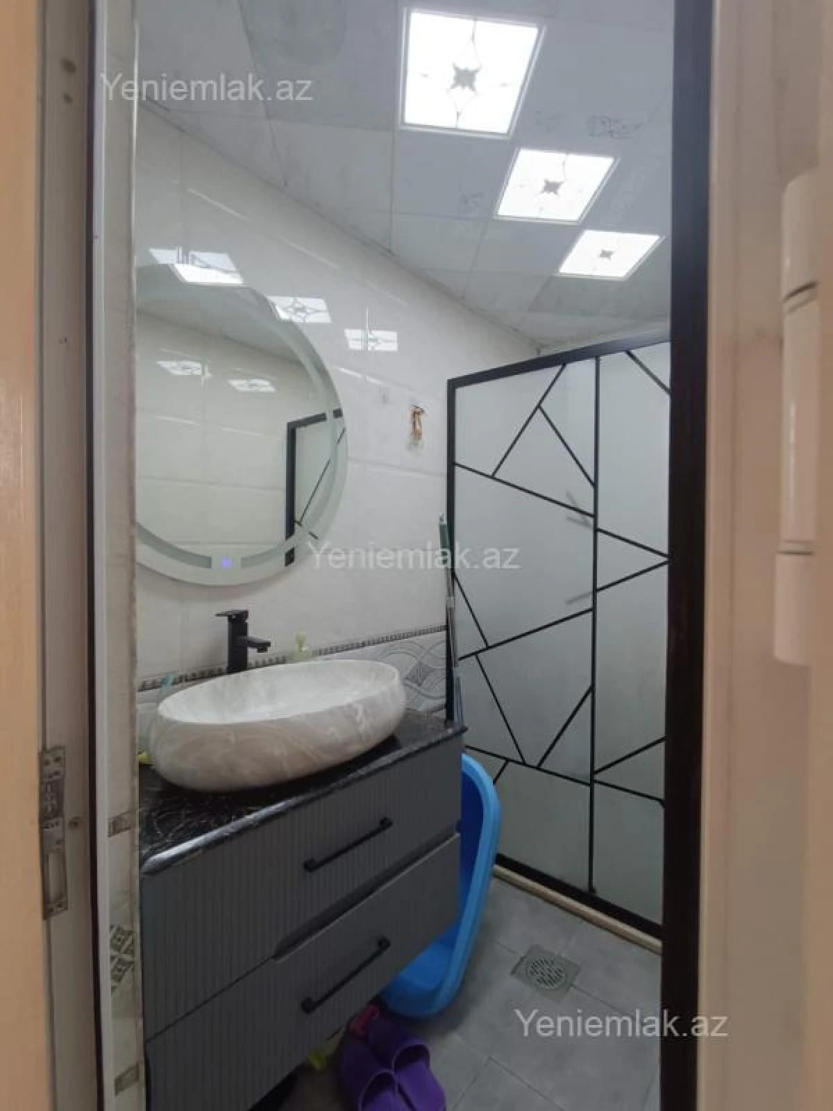 Satılır 2 otaqlı köhnə tikili 60 m²