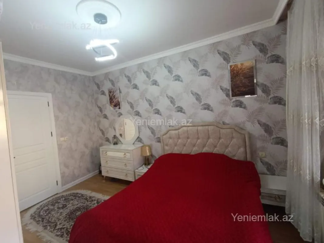 Satılır 2 otaqlı köhnə tikili 60 m²