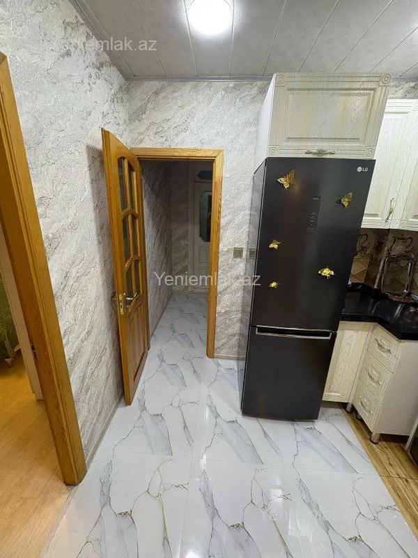 Satılır 2 otaqlı köhnə tikili 58 m²