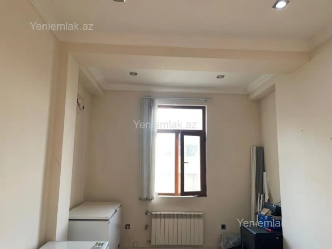 Satılır 3 otaqlı yeni tikili 140 m²