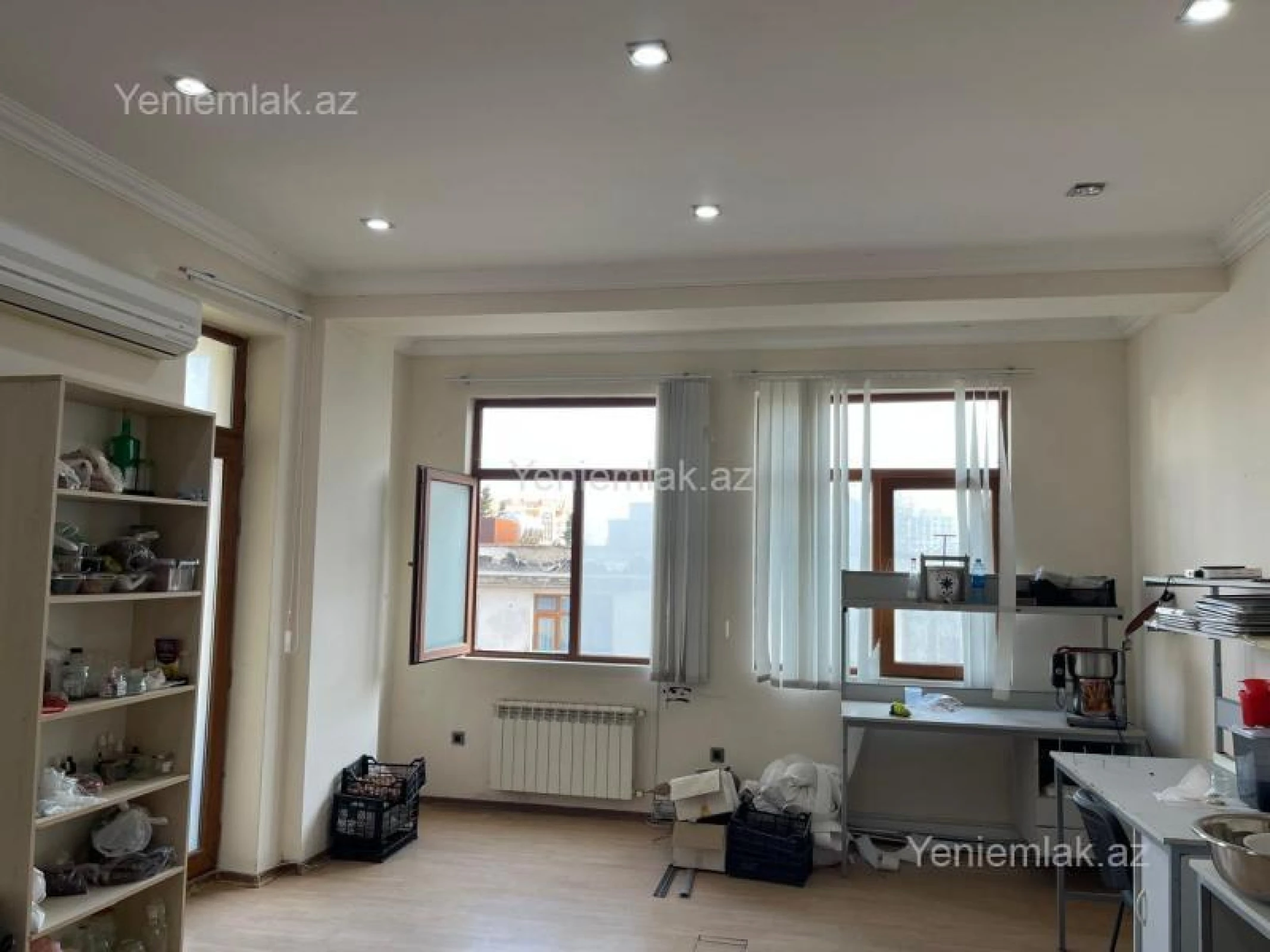Satılır 3 otaqlı yeni tikili 140 m²