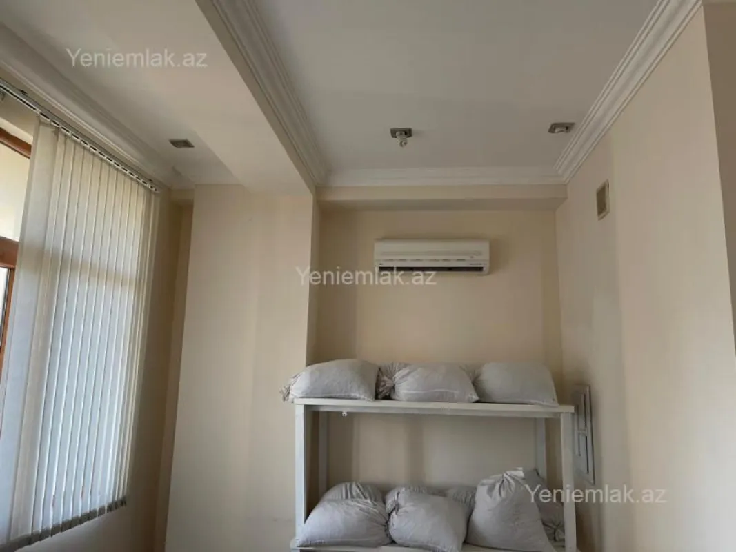 Satılır 3 otaqlı yeni tikili 140 m²