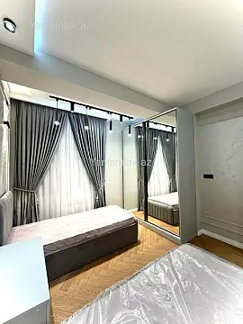 Satılır 4 otaqlı yeni tikili 138 m²