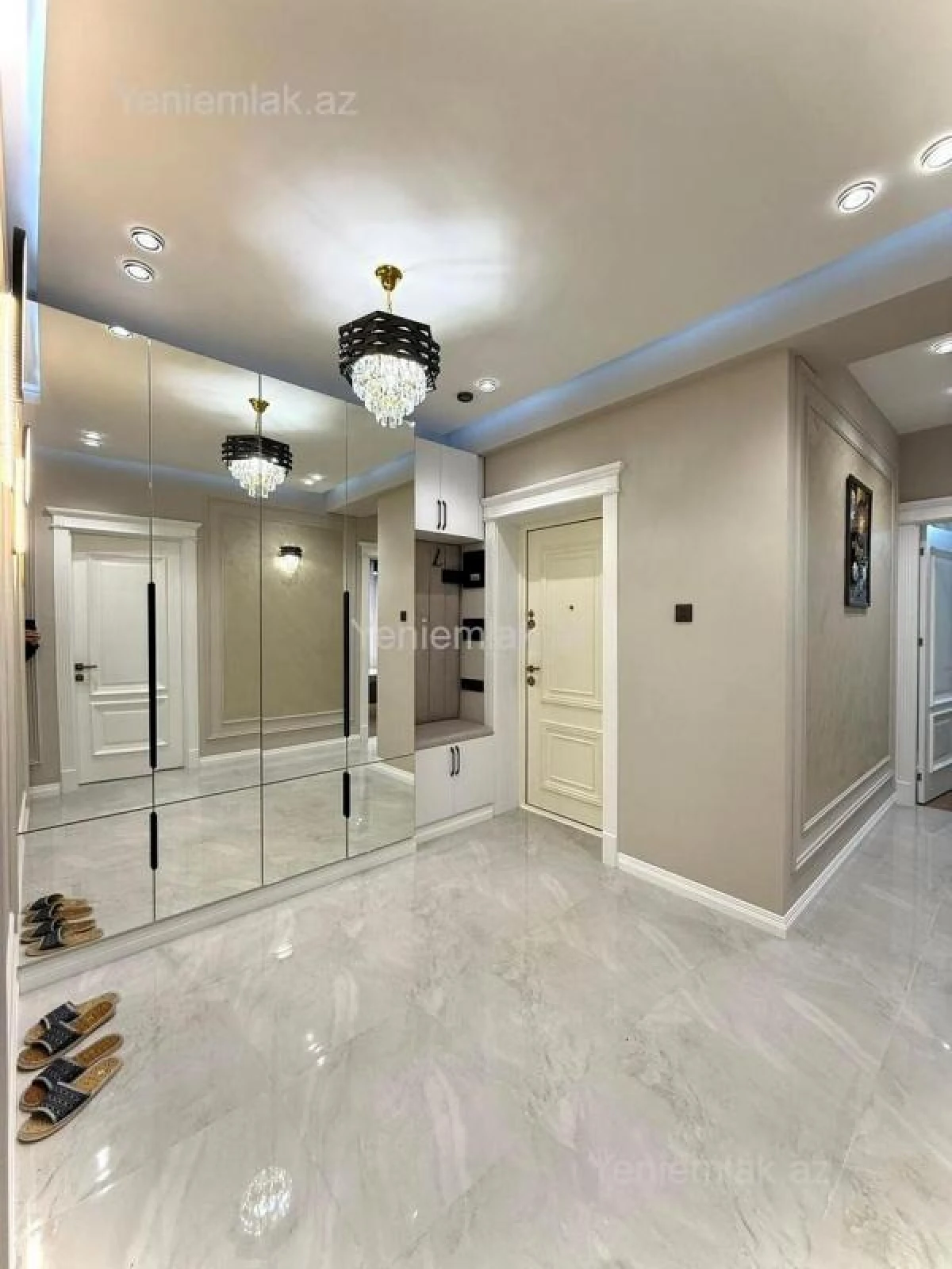 Satılır 4 otaqlı yeni tikili 138 m²