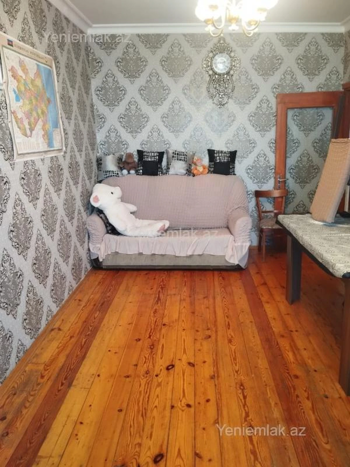 Satılır 3 otaqlı köhnə tikili 80 m²