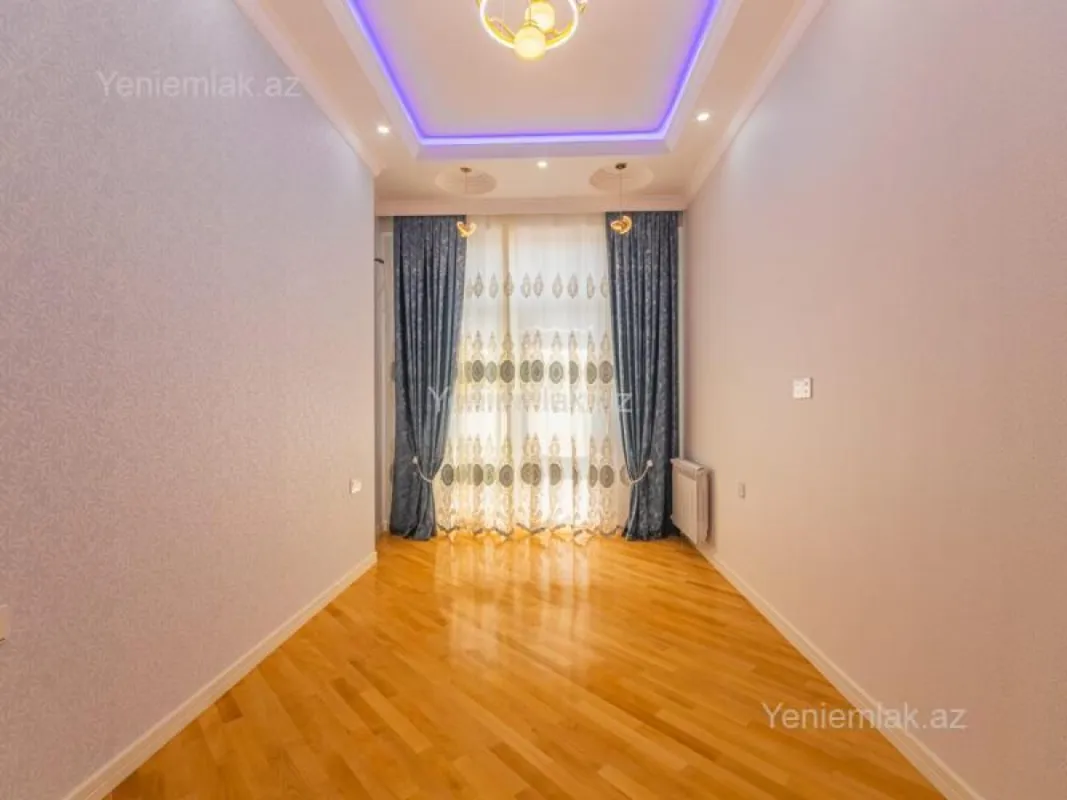 Satılır 3 otaqlı yeni tikili 102 m²