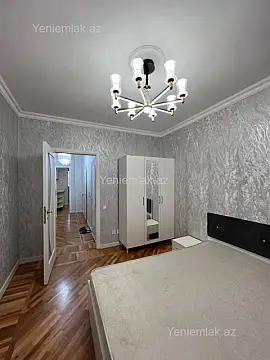 Satılır 2 otaqlı köhnə tikili 60 m²