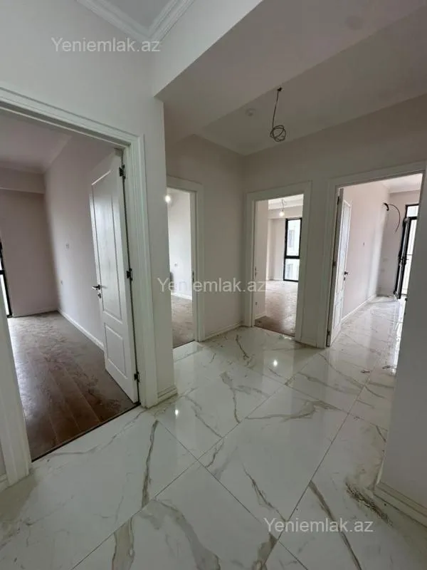 Satılır 3 otaqlı yeni tikili 82.03 m²