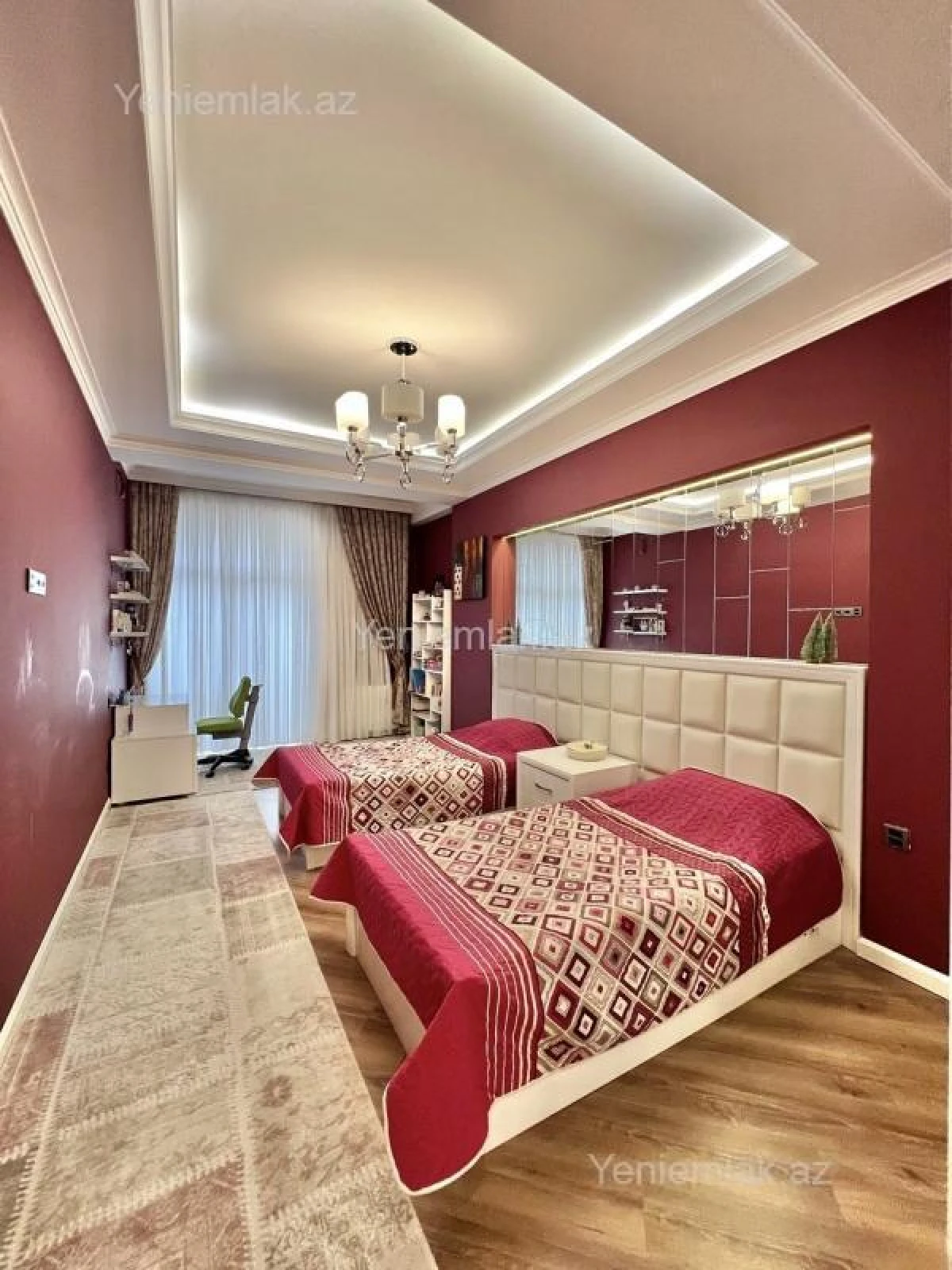 Satılır 4 otaqlı yeni tikili 180 m²