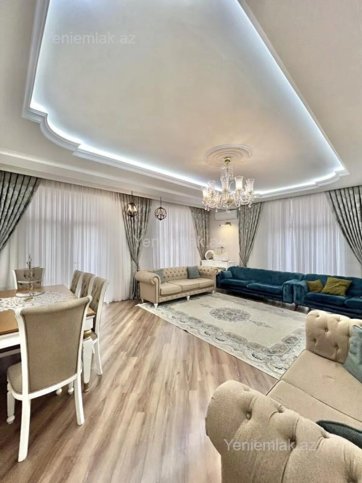 Satılır 4 otaqlı yeni tikili 180 m²