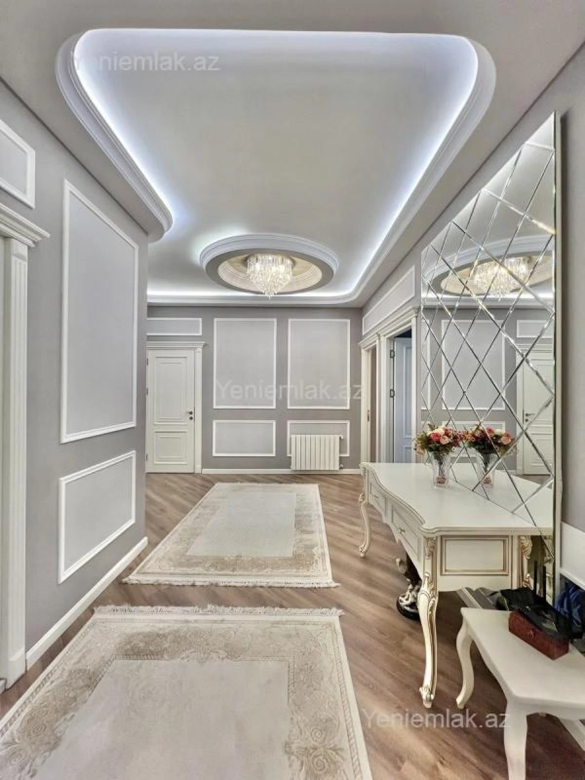 Satılır 4 otaqlı yeni tikili 180 m²