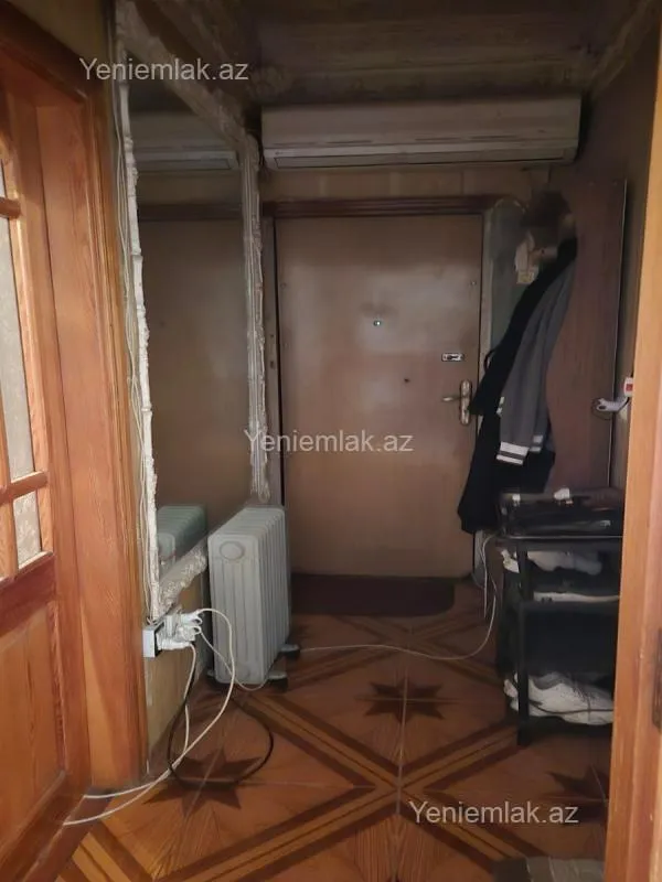 Satılır 3 otaqlı köhnə tikili 65 m²