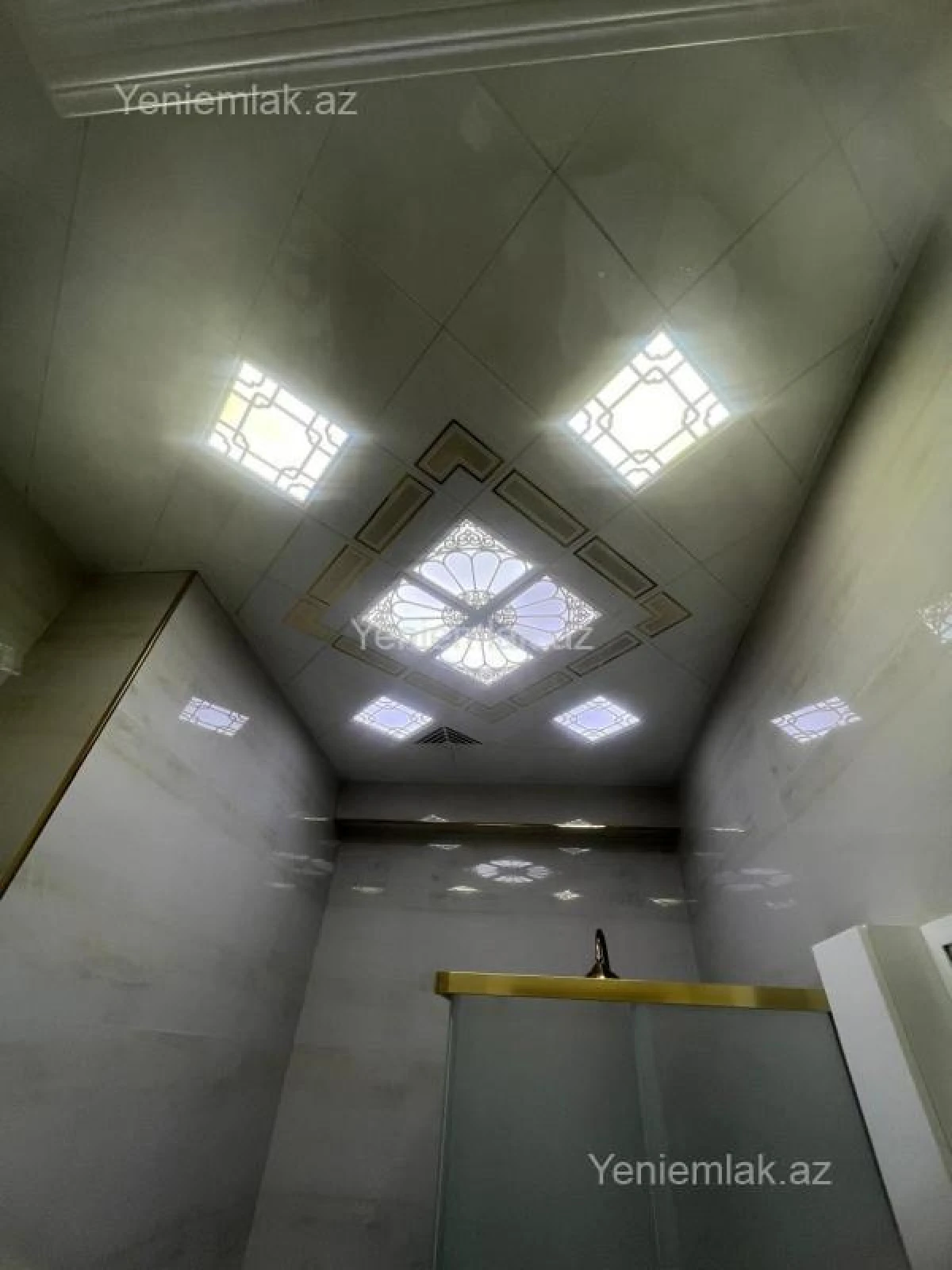 Satılır 3 otaqlı yeni tikili 90 m²