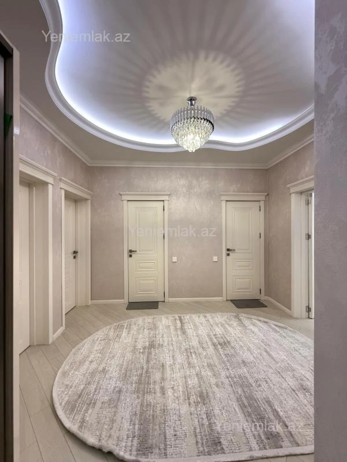 Satılır 3 otaqlı yeni tikili 100 m²