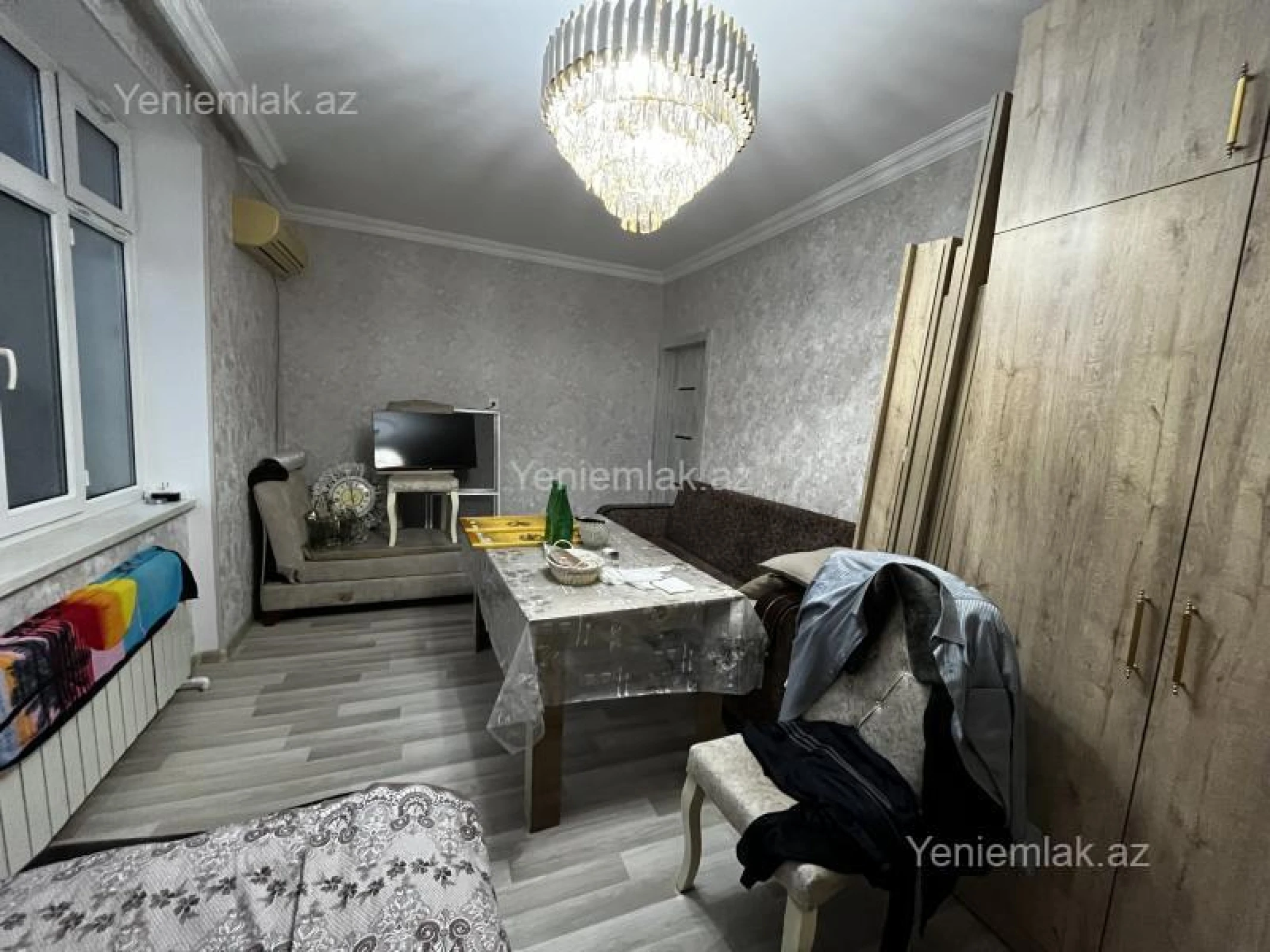 Satılır 2 otaqlı köhnə tikili 56 m²