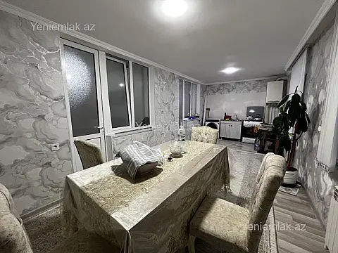 Satılır 2 otaqlı köhnə tikili 56 m²