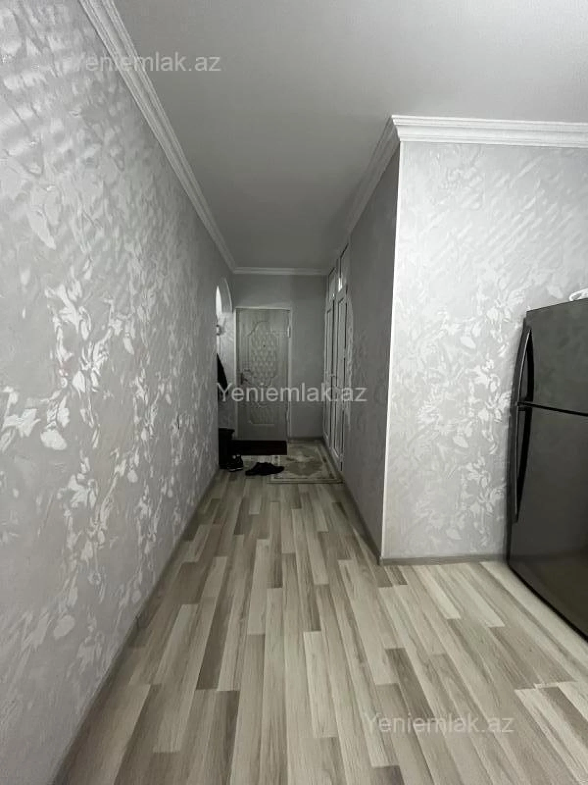 Satılır 2 otaqlı köhnə tikili 56 m²