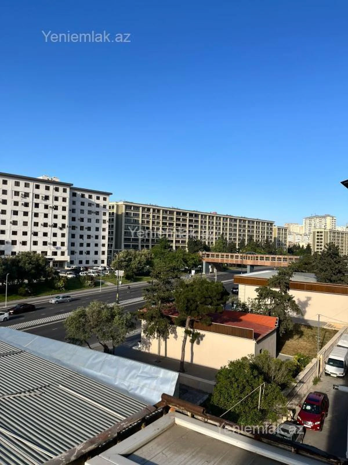 Satılır 3 otaqlı köhnə tikili 90 m²