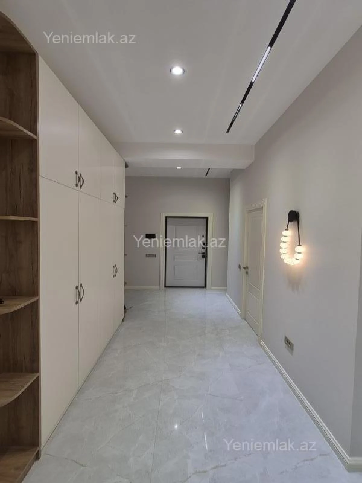 Satılır 2 otaqlı yeni tikili 73 m²