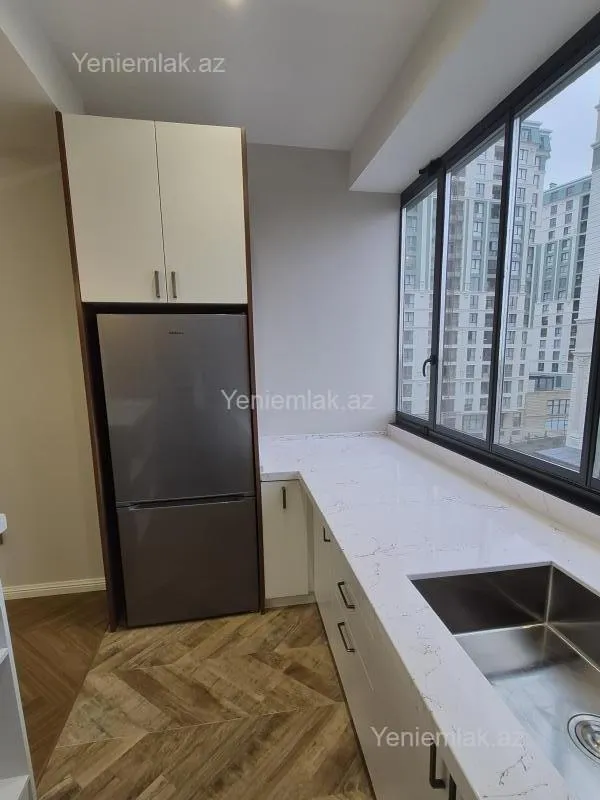 Satılır 2 otaqlı yeni tikili 73 m²