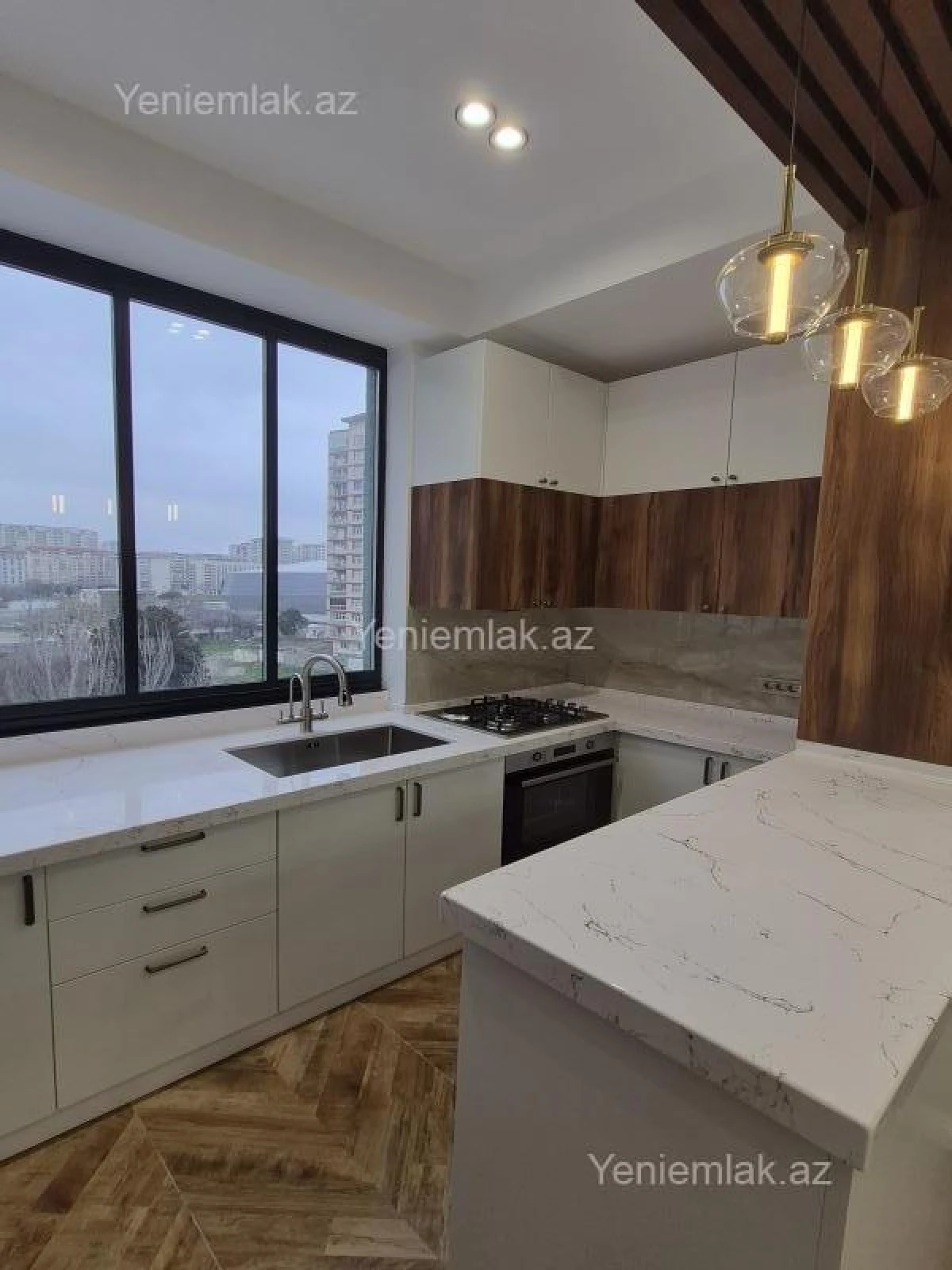 Satılır 2 otaqlı yeni tikili 73 m²