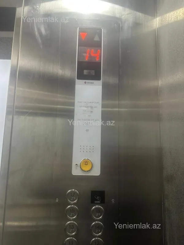 Satılır 3 otaqlı yeni tikili 128 m²