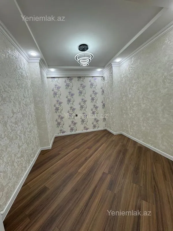 Satılır 2 otaqlı yeni tikili 105 m²