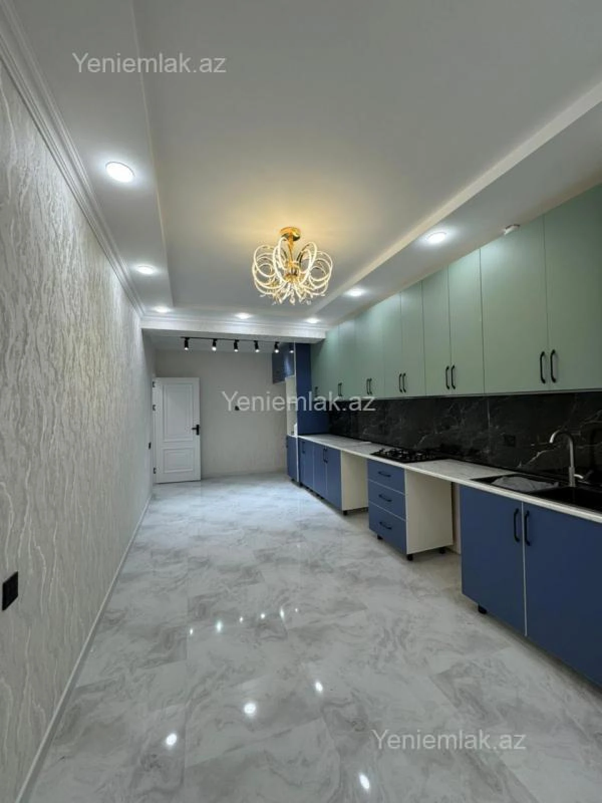 Satılır 2 otaqlı yeni tikili 105 m²