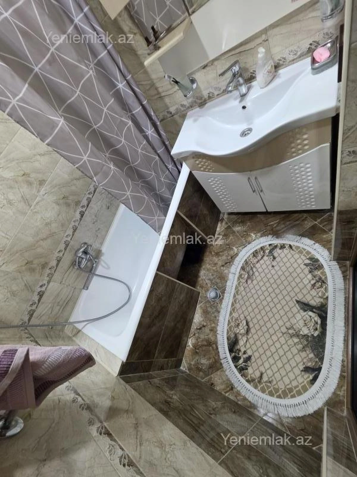 Satılır 3 otaqlı köhnə tikili 70 m²